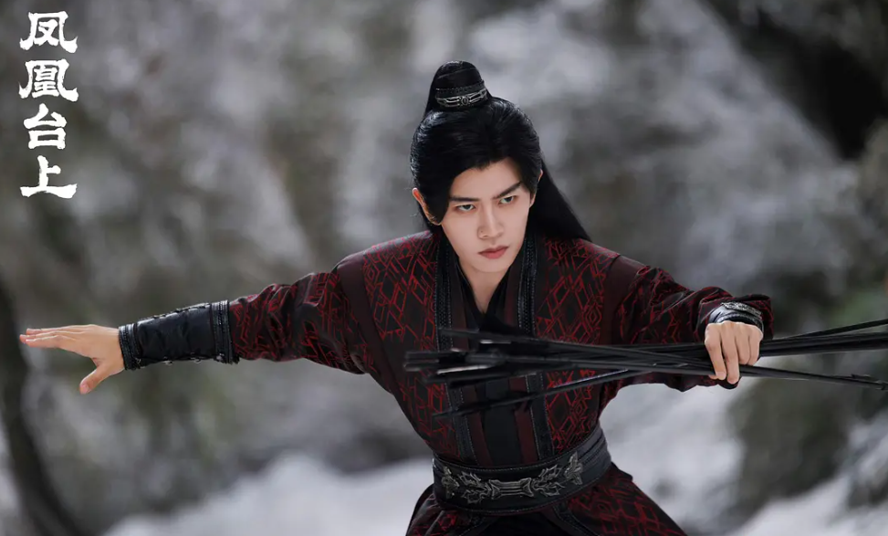 《凤凰台上》真是一部渐入佳境的电视剧，最近更新的两集看得太过瘾了。前面一