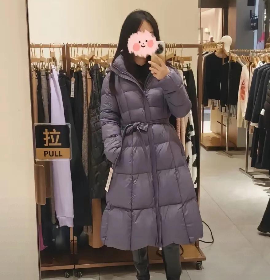 一件羽绒服2159元,贵吗?想起我妈总说：“一分价钱一分货，贵有贵的道理，我觉