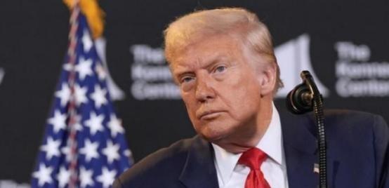 “如果敢打乌克兰，那么我就炸莫斯科，如果中方统一台湾，那么我就炸北京”，特朗普曾