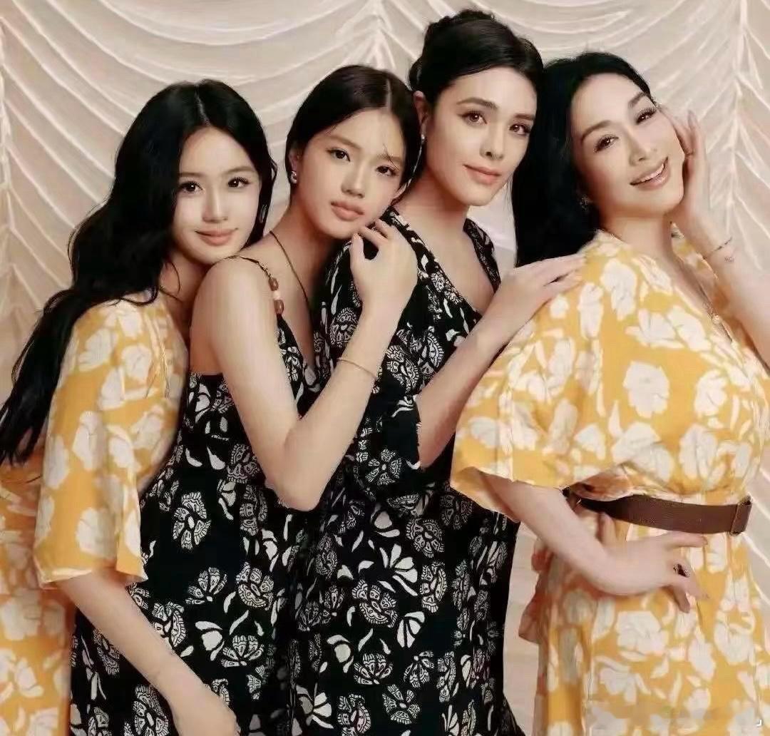 这是55岁的钟丽缇有3个女儿，大女儿：张敏钧，27岁，生父是比利时人GlenRo