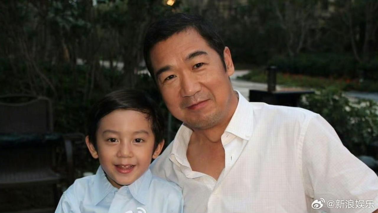 天啊！现在才知道《逐玉》里最牛的演员、最老的“戏骨”、最大的牌不是张凌赫，是饰演