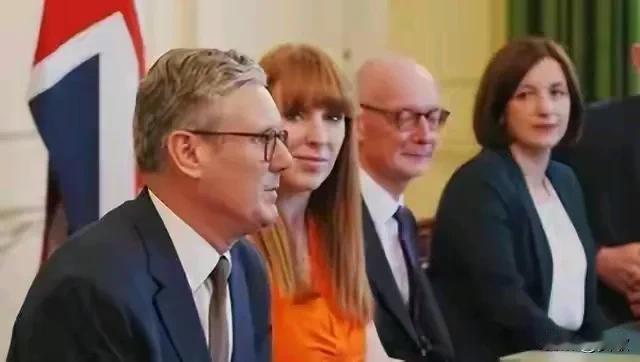 中英两国“使馆风波”.终于被英方拖成了“七年之痒”2018年,中国拿出真金白