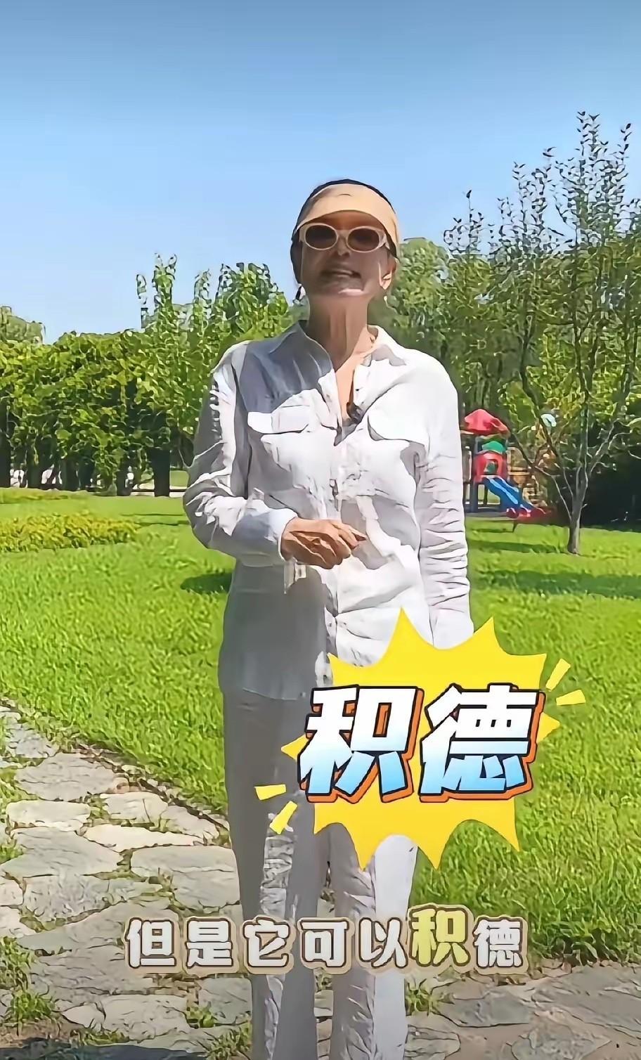 悬崖勒马，回头是岸！张颖颖老是发微博诋毁挑衅汪小菲，张兰母子没有去举报她，张兰只