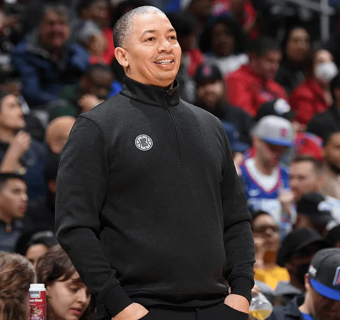 船记：快船首节0失误，反而造了森林狼7失误得到11分12月07日讯今日常规