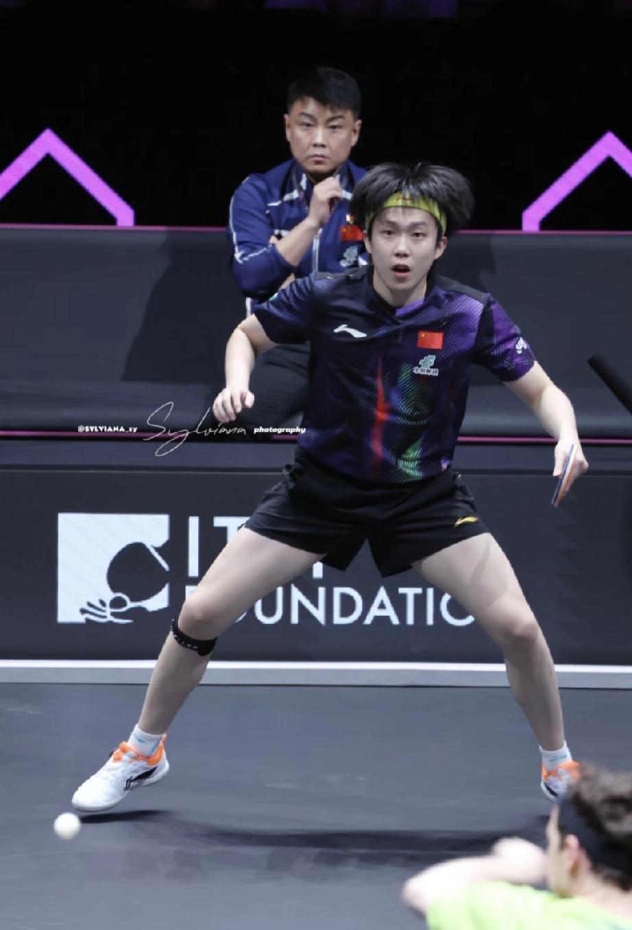 甜甜：头头前脚刚说完自己想吃火锅莎莎：结果扭头就嫌弃太辣黄油🧈：还说看着都