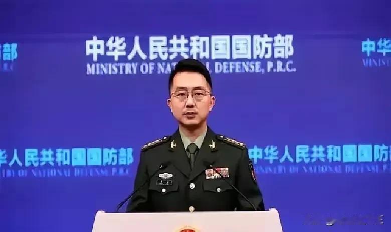 报名参军最光荣一人当兵全家光荣国防部重磅明确：18岁男青年兵役登记，是法定硬
