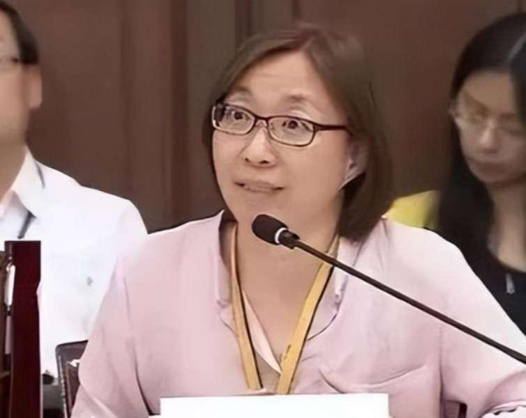 清朝末年由于清政府的腐败无能，导致中国近356万平方公里的土地丢失。而如今，