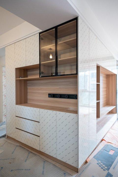 今年过来看沪尚茗居装修进度，越看越觉得，这次装修最明智的决定就是把电视柜和餐边柜