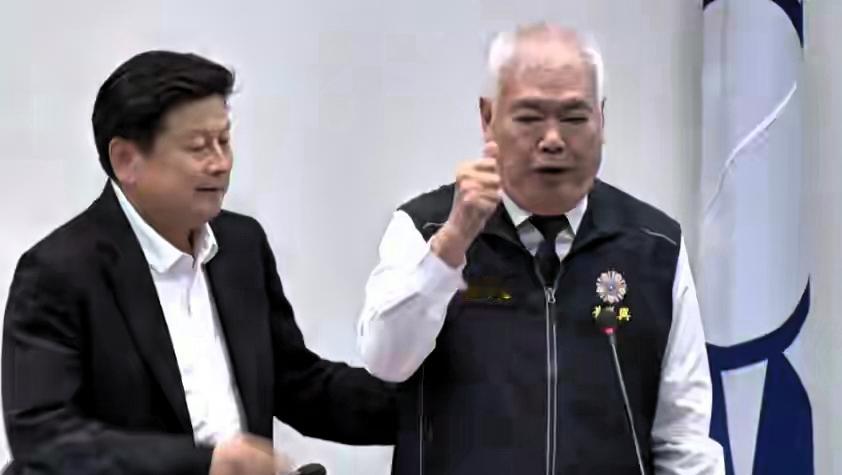 军购案引爆蓝营内斗！季麟连中常会当场发飙，痛批绿营闹剧还直接喊话韩国瑜近期