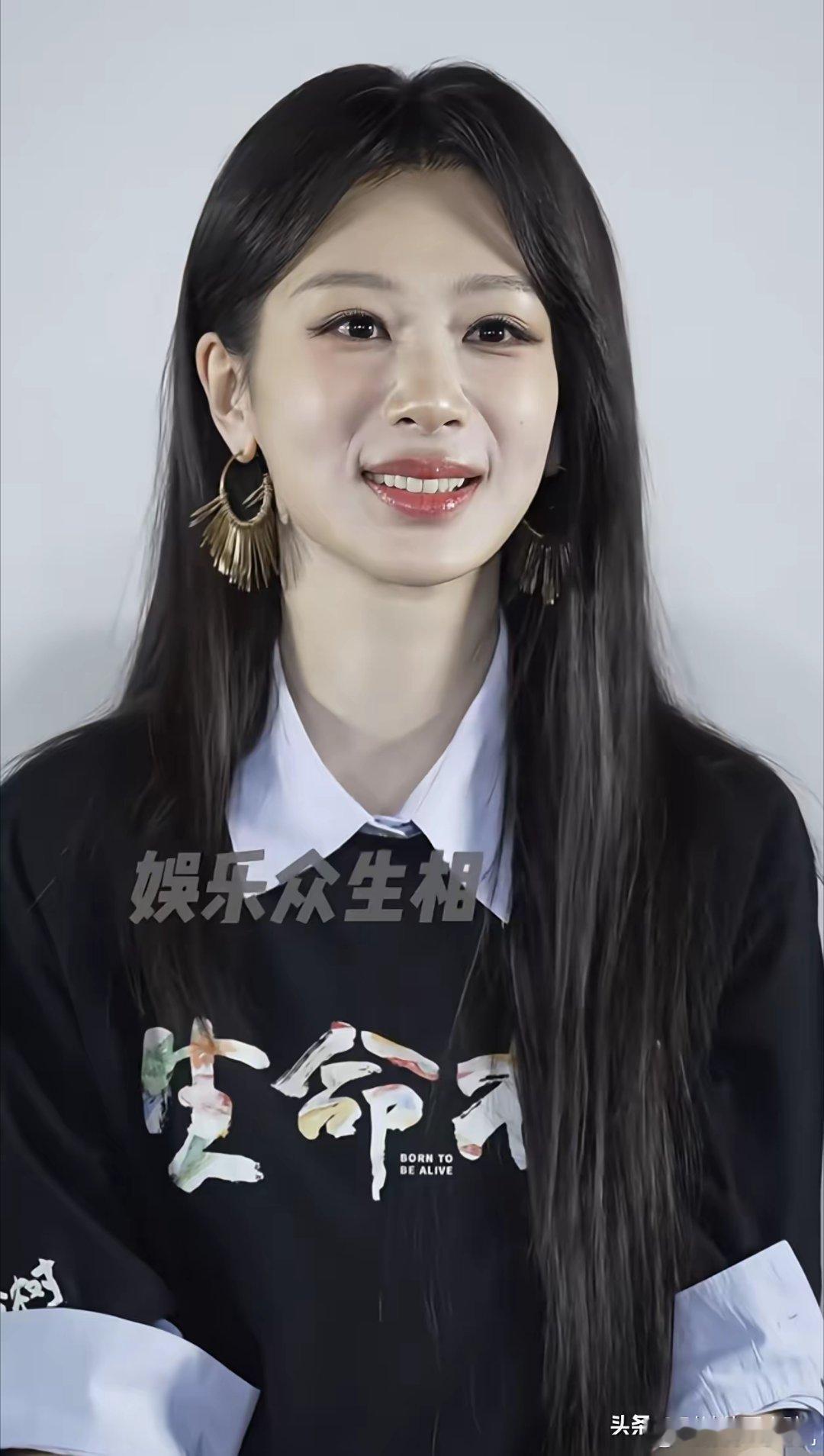 我能接受杨紫曝光度变低了，也能接受杨紫变丑了，但我真的没法接受，曾经的童年女神，