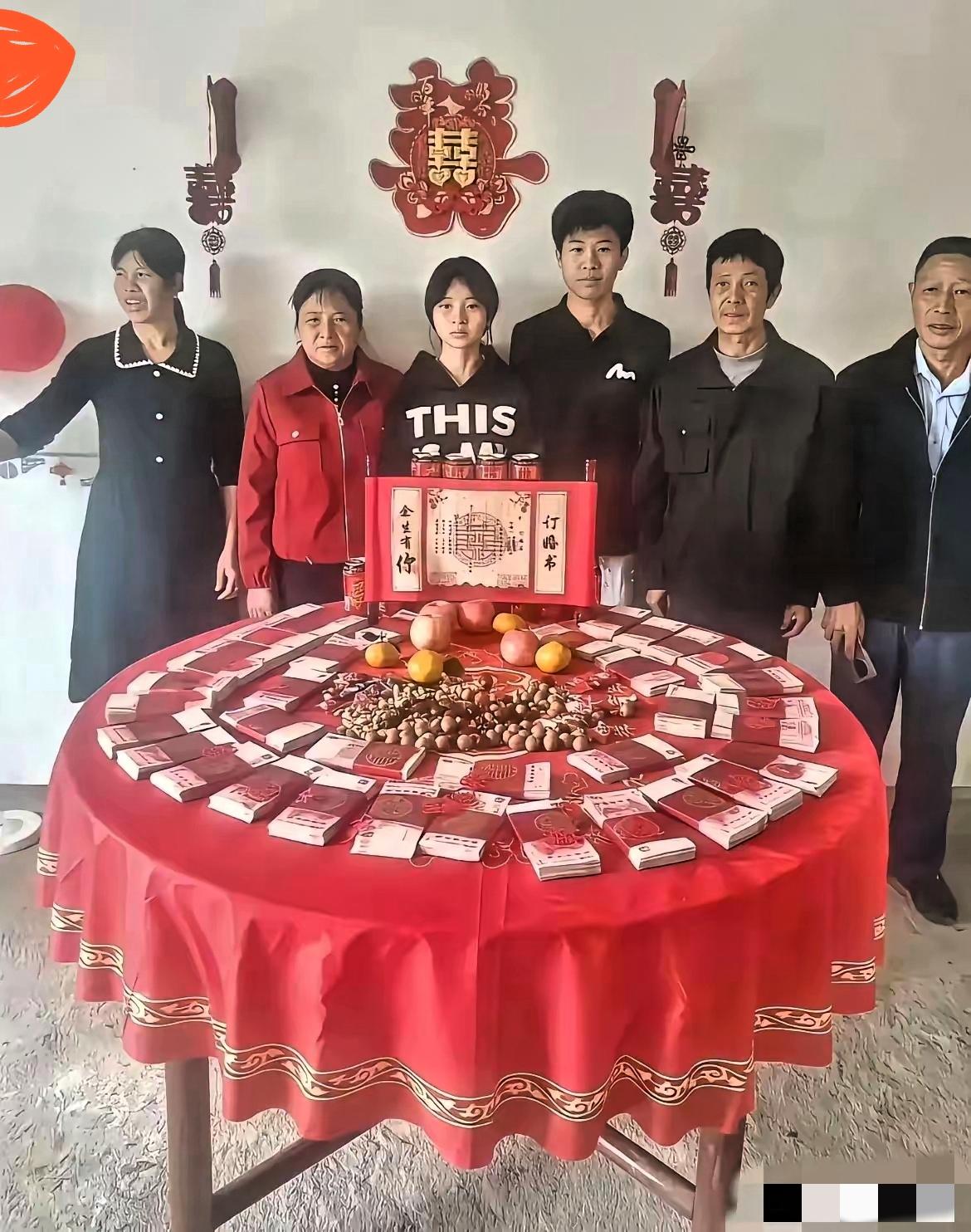 说真的现在结婚哪是娶媳妇啊分明是被天价彩礼、房车门槛逼着“买单”婚姻本是两个