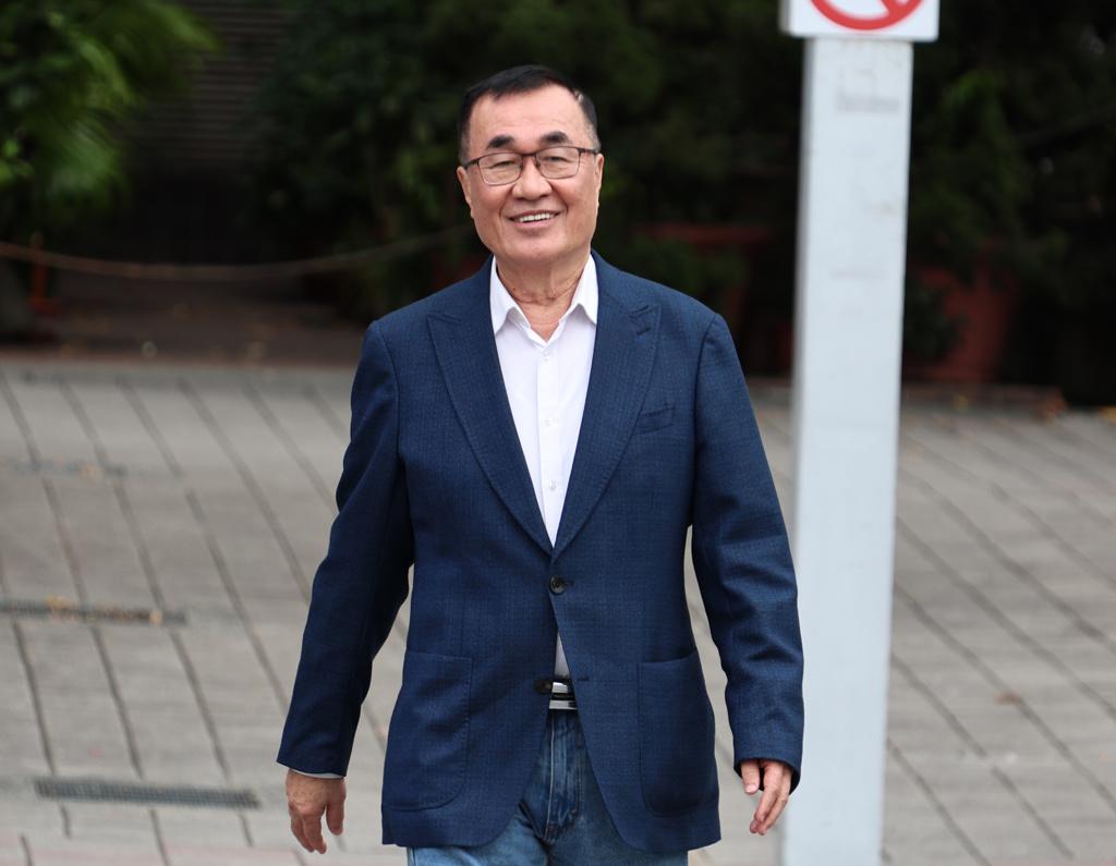 年龄遭攻击李四川跟苏贞昌比一比反问：标准为何不同针对对手阵营与侧翼近期以“