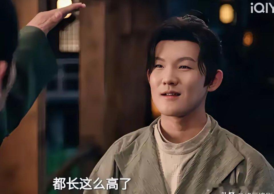 《唐朝诡事录3》又出现了一个关系户。还是杨志刚的亲儿子，杨子睿。不过这长相着实有