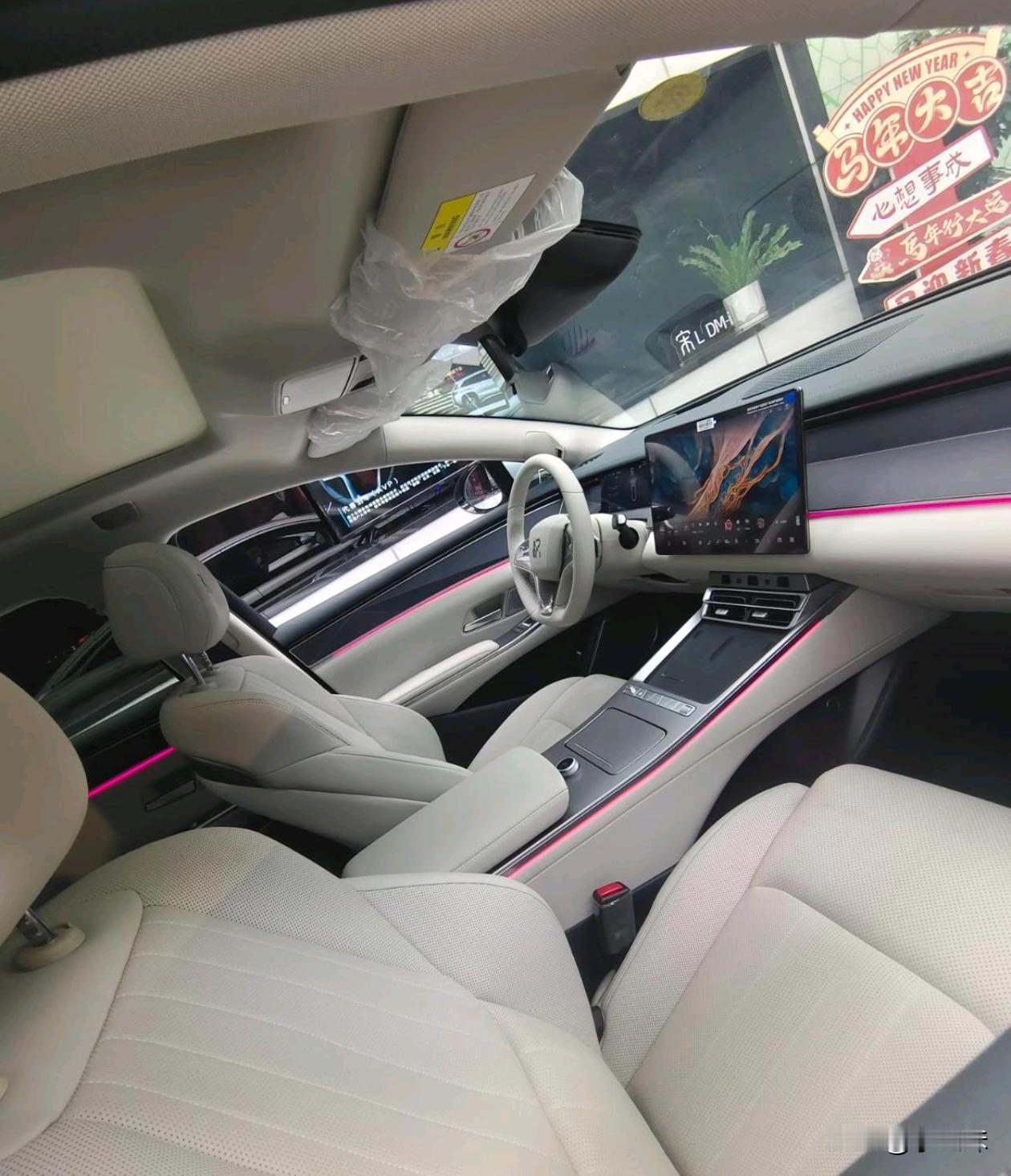 国产车的内饰也是越做越好了