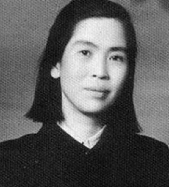 1979年，贺子珍当选为全国政协委员，消失了将近40年的她再次出现在了公众面前。