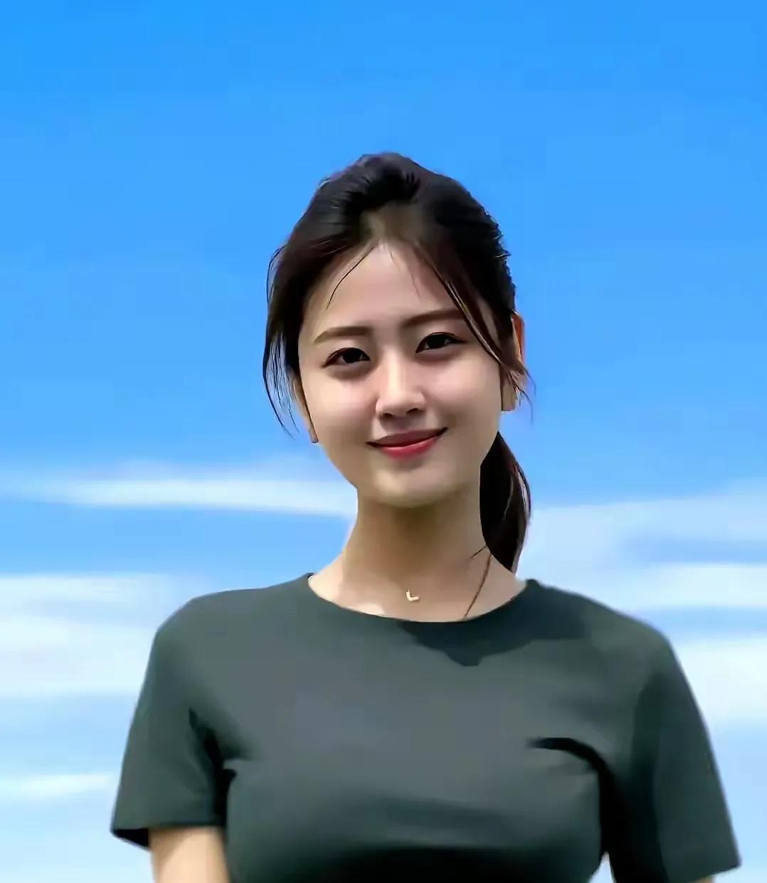 女：你好，你是隔壁三零二的老王吗？男：你谁呀？女：我是三零一的婆娘。男：不是你有