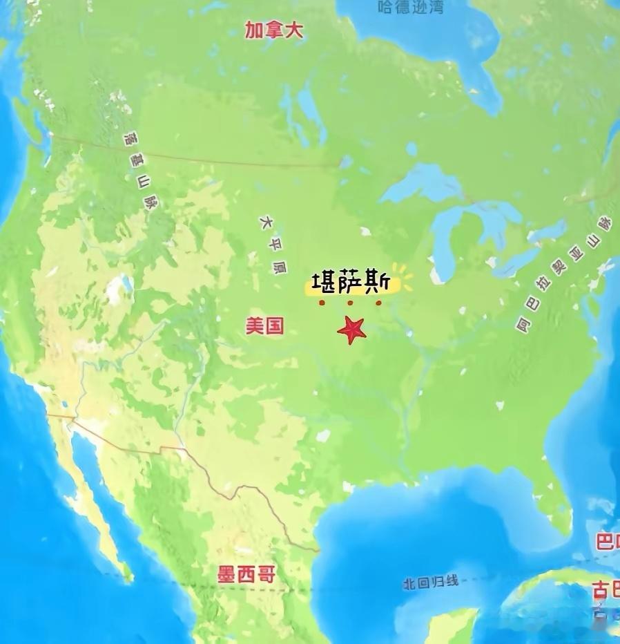看这场厄瓜多尔与库拉索的比赛，纯粹就是看两个人：中国裁判马宁出牌、华裔库拉索队员