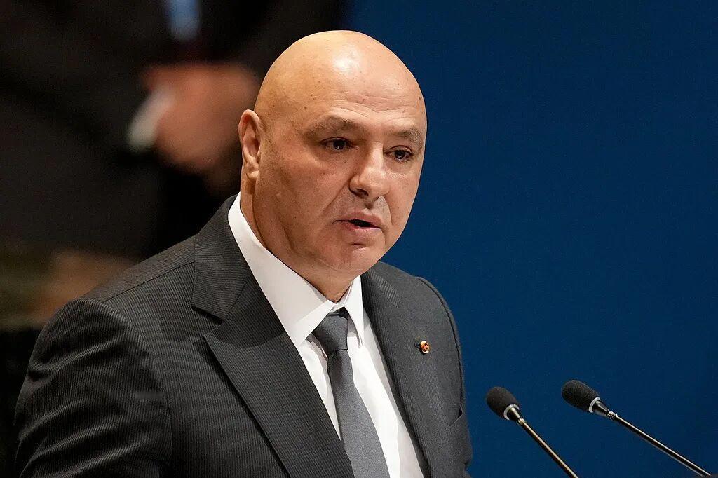 11月1日，据半岛电视台报道，10月31日，黎巴嫩总统约瑟夫命令黎巴嫩军队对以色