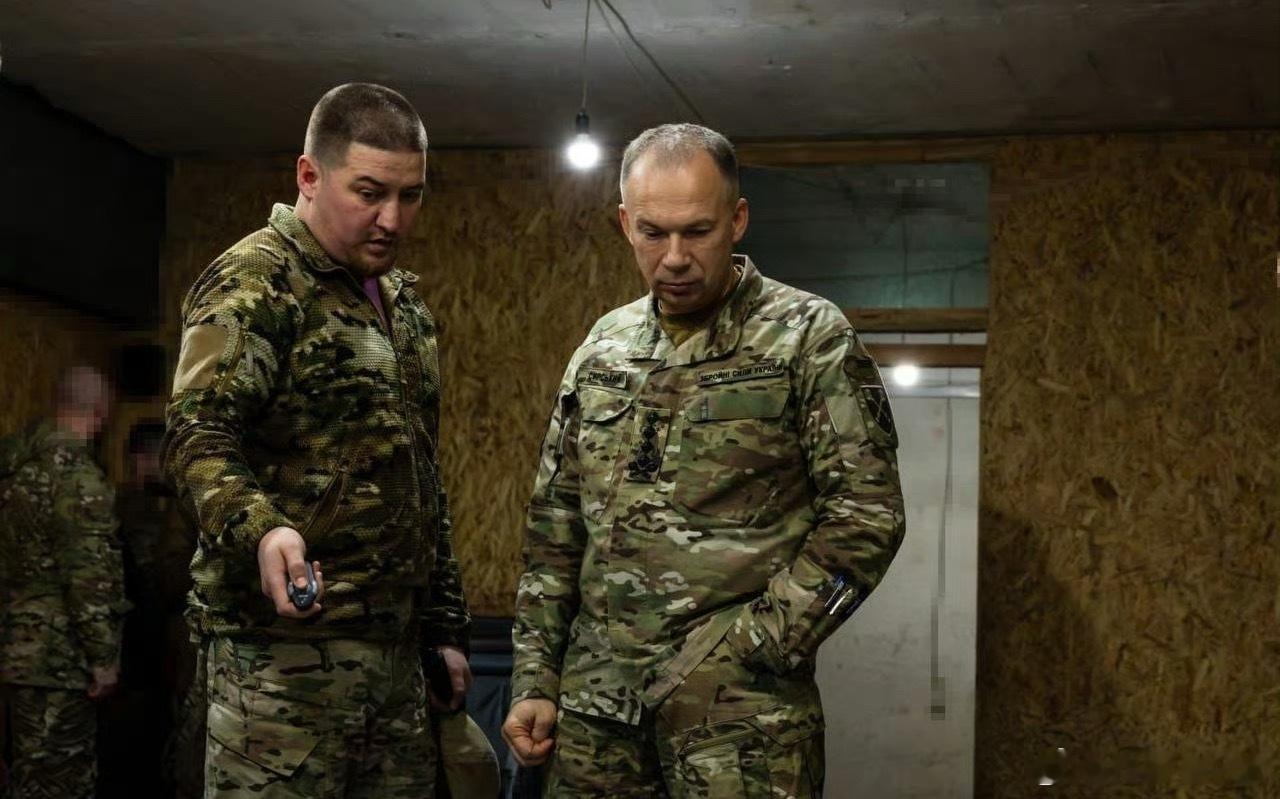 昨天。西尔斯基将军亲自宣布：库皮扬斯克解放，而且城内的俄罗斯士兵残余已被清除击毙