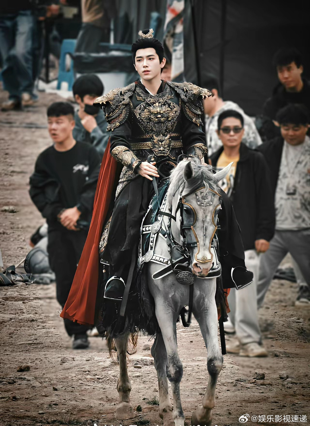 《白日提灯》的导演后悔极了，不是因为迪丽热巴不火了，也不是因为剧的题材不好，他怎