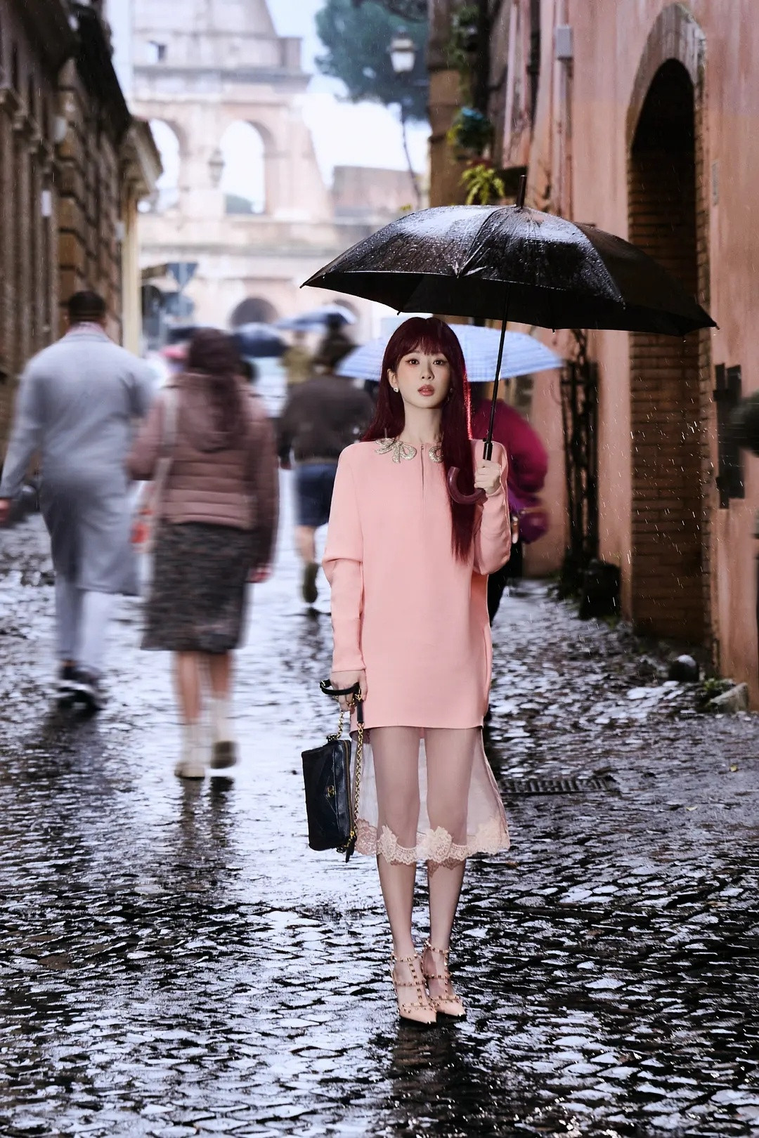 能说实话吗？杨紫这个衣服下面真的好丑