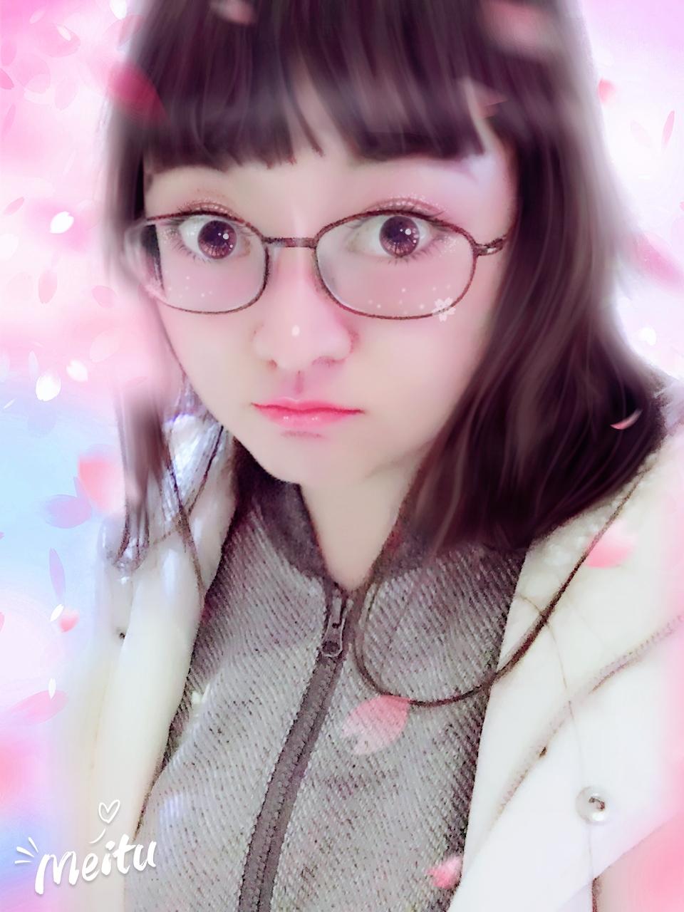 青年女画家袁净