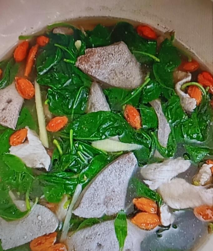 想告别黄脸婆，喝这五碗补气血汤准没错！像五红汤就是入门首选，准备红枣5颗、红豆3