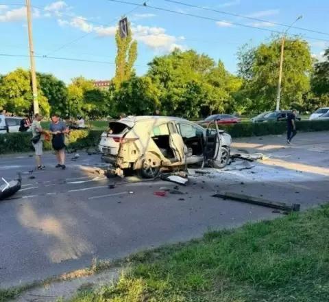 炸！炸！炸！一天两起暗杀爆炸！乌克兰敖德萨国安局特工遇袭当场身亡，另一起重伤！7