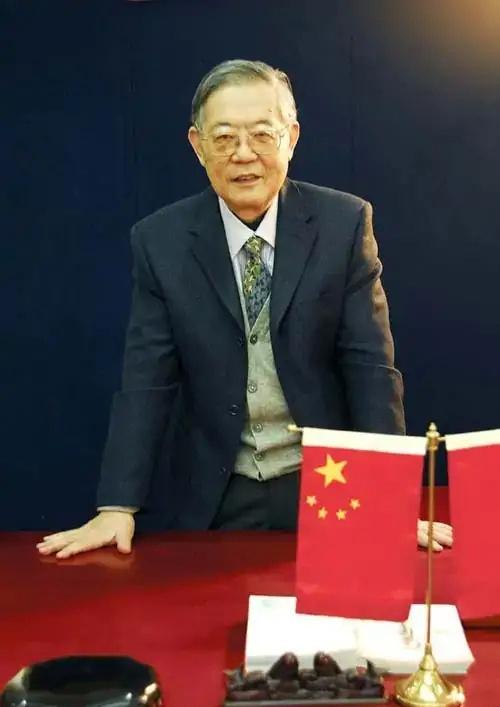 请您为伟大的科学家停留1秒钟，周光召，理论物理、粒子物理学家，中国科学院院士，中