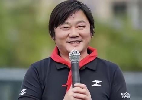 张雪和董路这才是时代楷模是我们应该学习和追捧的榜样无论是董路也好、张雪也罢