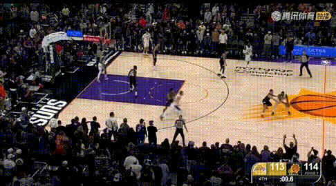 学废了！东契奇关键时刻2度甩锅。51秒：东契奇不敢投、八村垒也不敢，斯玛特更不