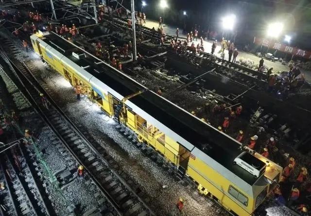 越南的南北高铁计划，最近正式拍板了。总投资670亿美元，相当于越南去年GDP