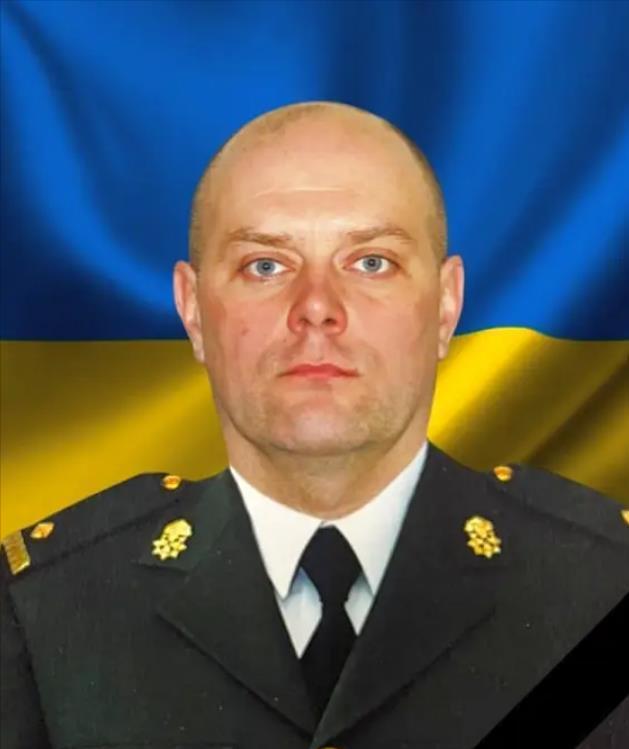 先别盯着委内瑞拉了，俄乌战场又出事了，乌军的马克西姆上校已经被俄军所击毙了。 