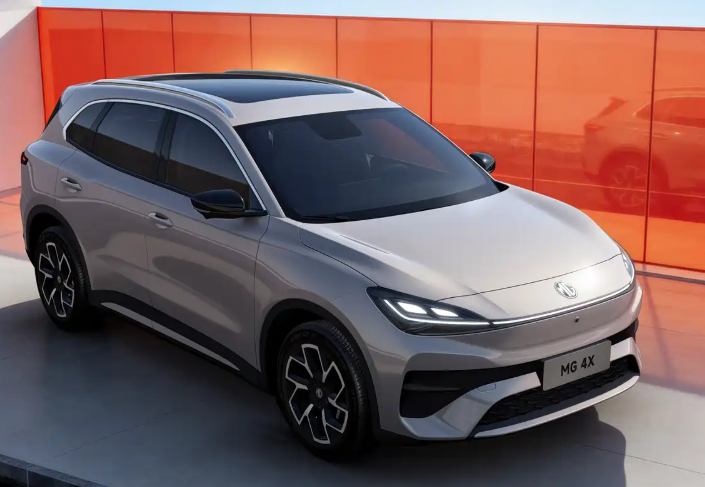 MG4X登上减免车辆购置税目录CLTC最大纯电续航610km外观方面，MG4