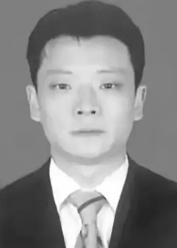 王开虎（1973年2月6日-2024年9月14日），男，生于山东省青岛市，毕业于