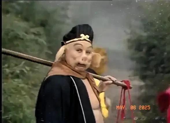 假如唐僧团队全员被"裁员"，唯一能活下来的绝不是孙悟空，而那个扛着钉耙的猪头，才