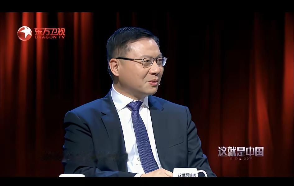【张维为理论体系】由此确立“以中国视角观察世界”的认知方式，具备重要价值。