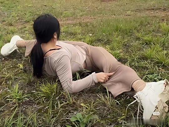 这是准备干啥，吸天地之精华，日月之灵气吗？