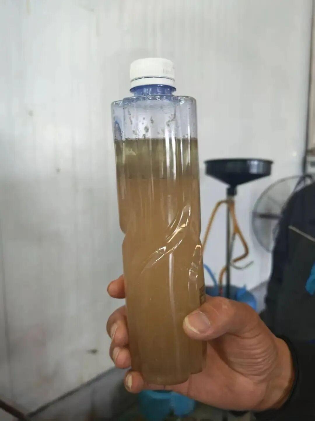 加完油跑不动！青岛金盾加油站问题油坑惨车主近日，青岛福州路金盾加油站接连被多