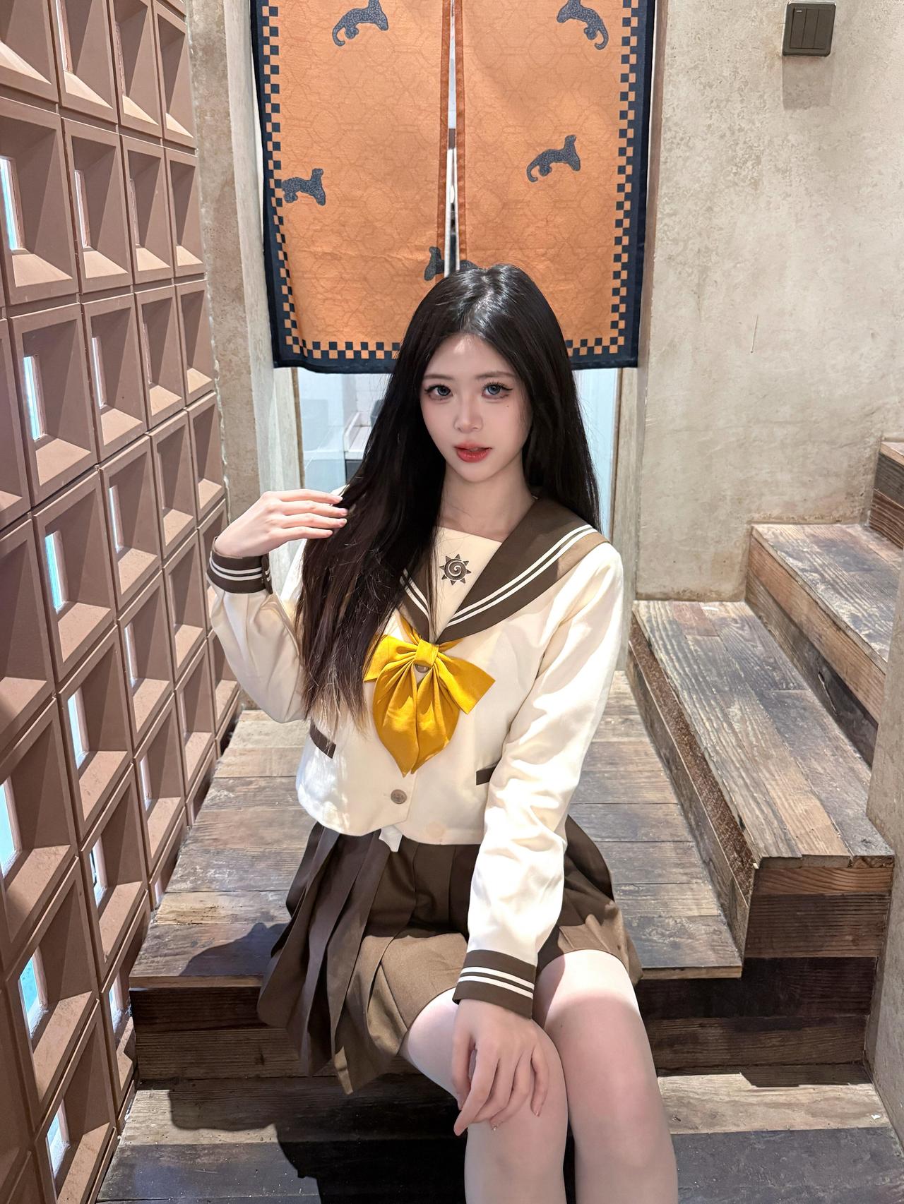 不懂jk的有难了存一些甜妹探店拍照姿势～什么样的穿搭可以成为气质女神?