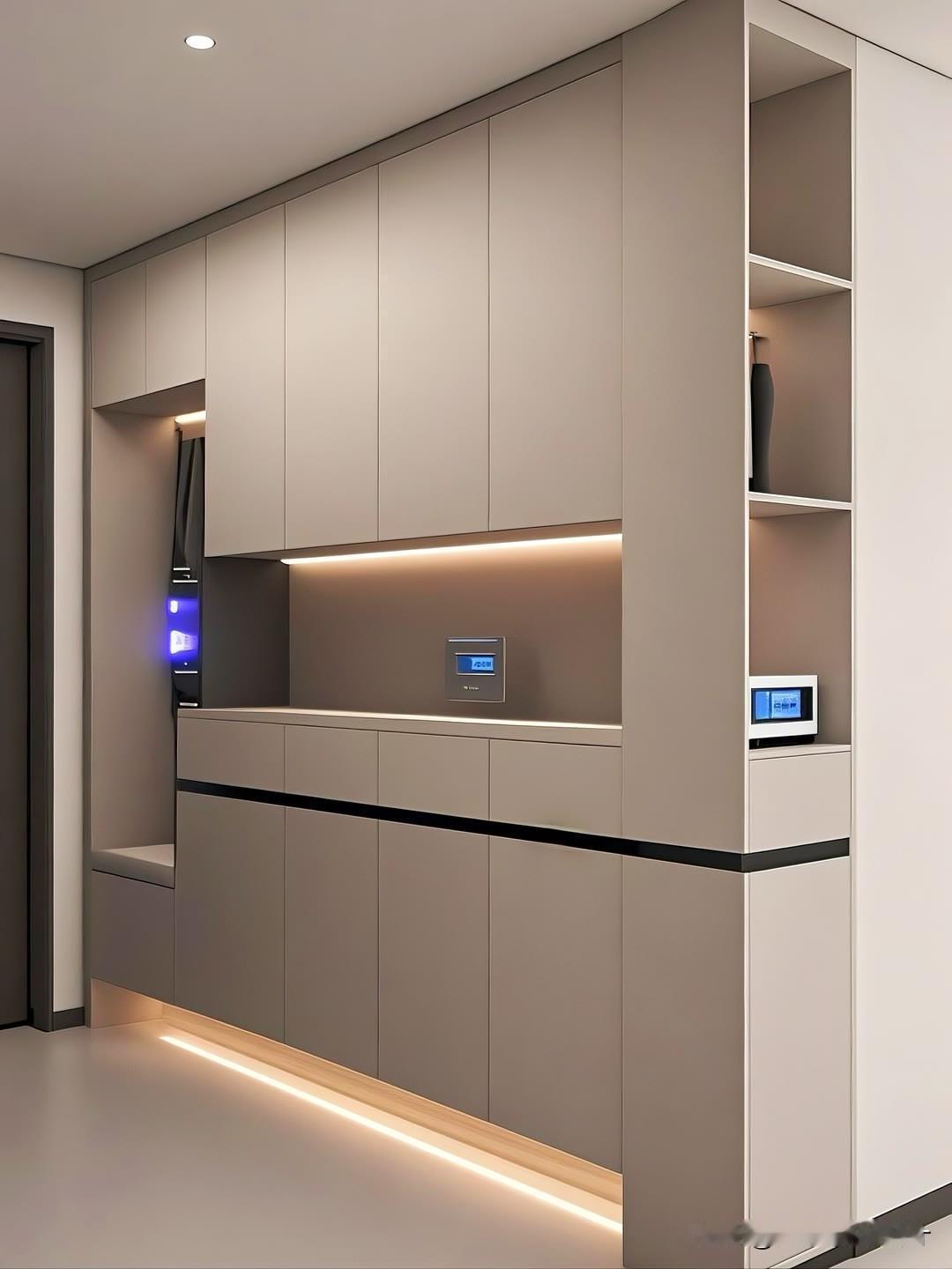 直接给你最实用、不踩坑的选法，看完就能去定衣柜橱柜，不被销售绕晕。衣柜、橱