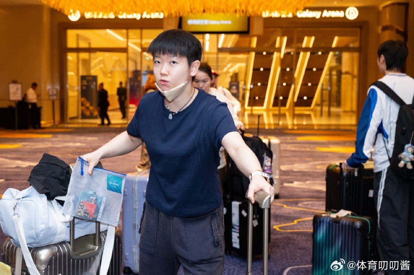 国乒球员抵达澳门据相关消息，国乒队员已抵达中国澳门参加澳门世界杯。2026年澳门