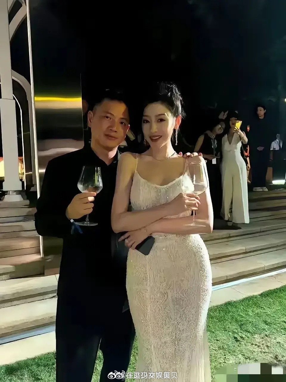 张天爱的胯，赢麻了这身材，说是内娱top，不过分吧？