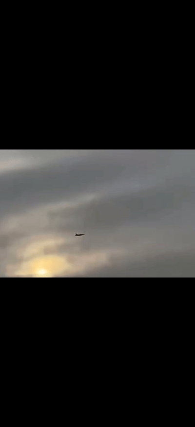 美国海军“林肯”号航母上起飞的F/A-18F舰载战斗攻击机用20毫米6管M61A