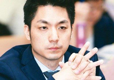 蒋万安再次表明立场，针对两岸统一的话题上，蒋万安曾在接受采访的时候，公然做出了“