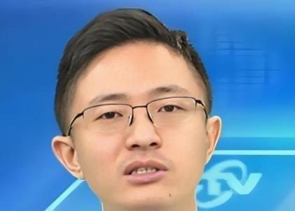 很认同台湾省的侯汉廷说的一句话，他说：当中国还很穷很破烂的时候，有人不愿意当中国