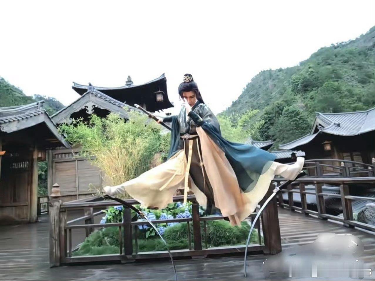 哈哈哈哈哈还真是一个动作​​​