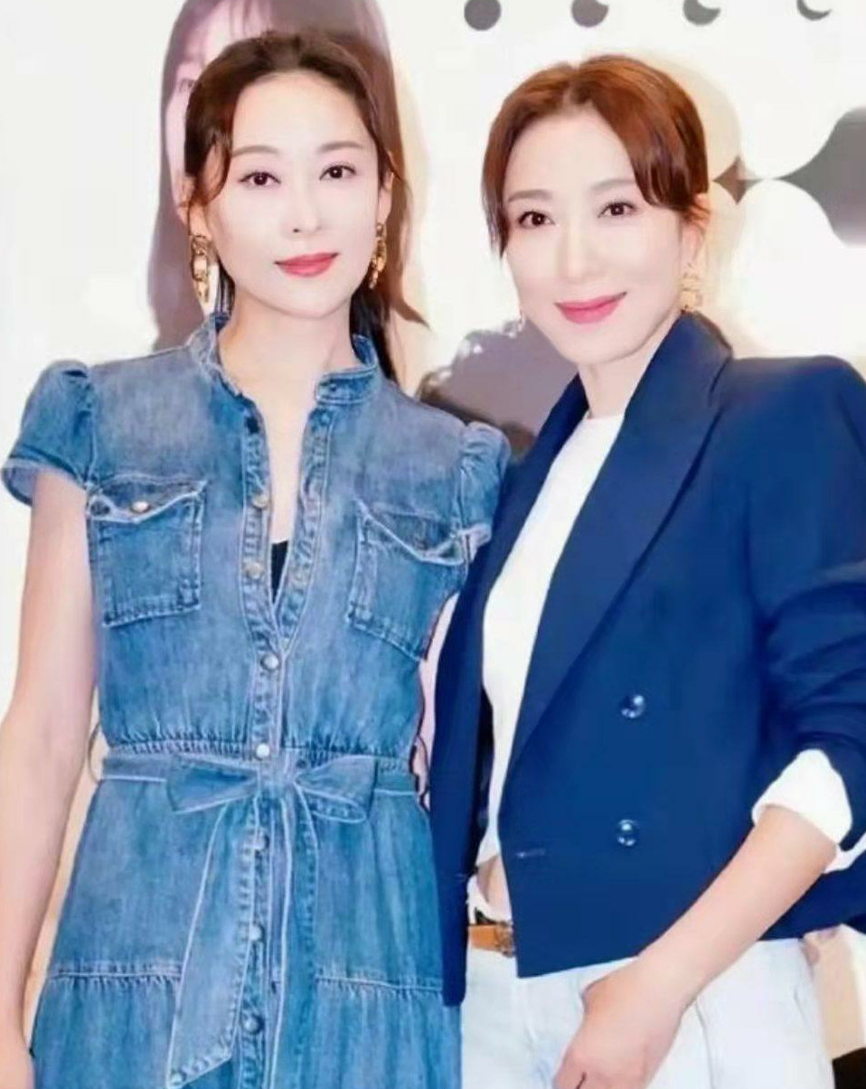 原来她两现实里是亲姐妹​​​？？？​​​