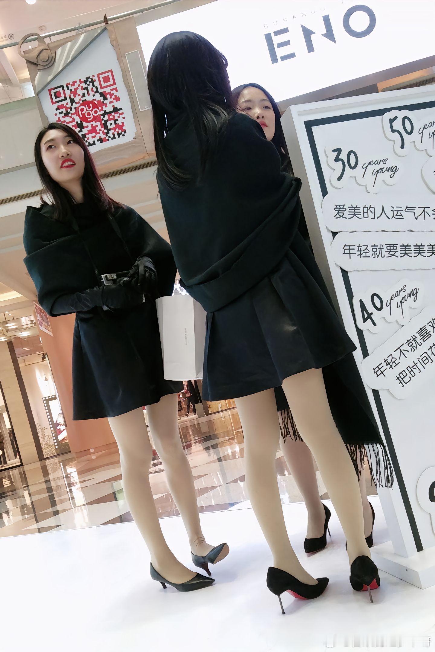 假期最后一天，商场街拍的美~