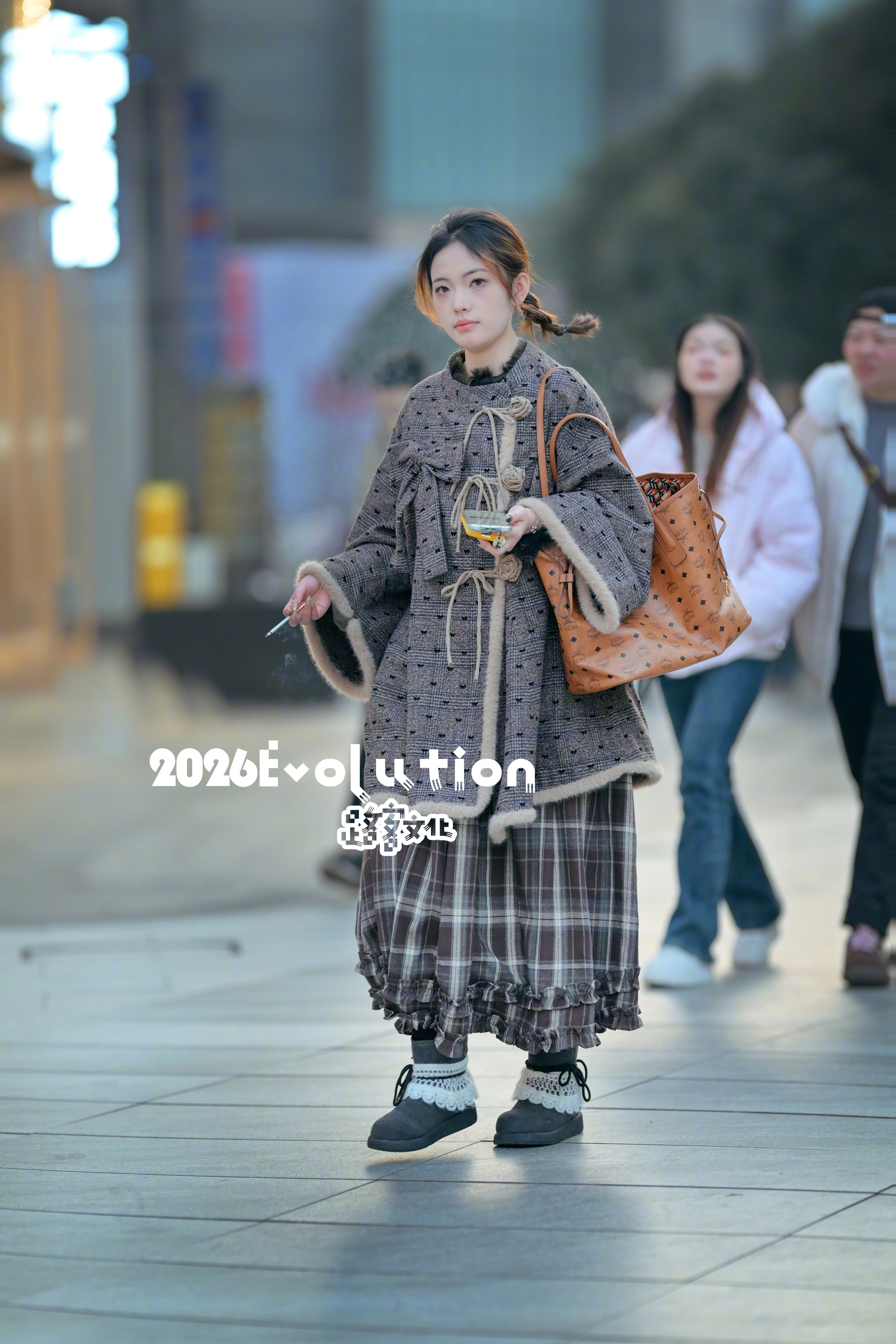 很有特色的穿搭